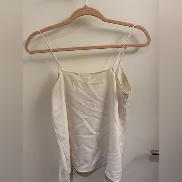 Uniqlo satin camisole - Picture 3 of 3